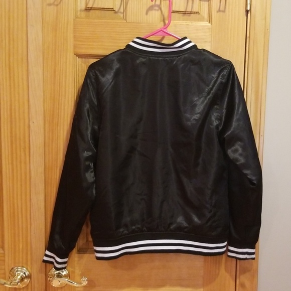 Justice jacket - Picture 2 of 8